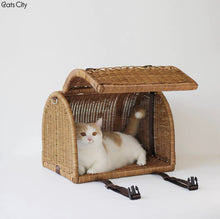 Load image into Gallery viewer, CATSCITY Handcrafted Round Rattan Cat Carrier With Wooden Handle
