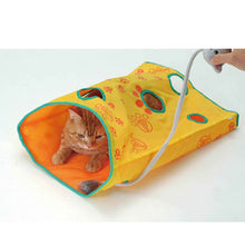 Load image into Gallery viewer, PETIO Shaka Skaka Street Bag Cat Play Puddle Bag Toy
