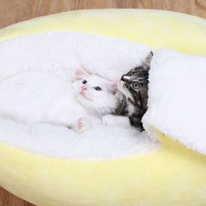 PETZROUTE Banana Pet Bed For Cats