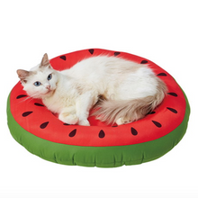 將圖片載入圖庫檢視器 PETIO Summer Watermelon Cooling Pet Bed
