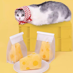 PURLAB Cheese Cat Toy With Catnips