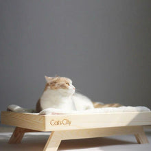 將圖片載入圖庫檢視器 CatsCity Pinewood Wooden Pet Bed With Sisal And Cotton Mats
